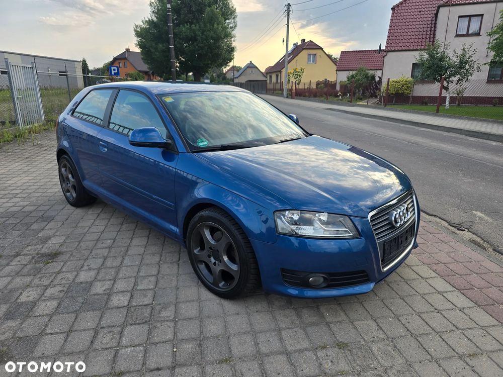 Audi A3 3-drzwiowe 2.0 TDI Ambition - 4