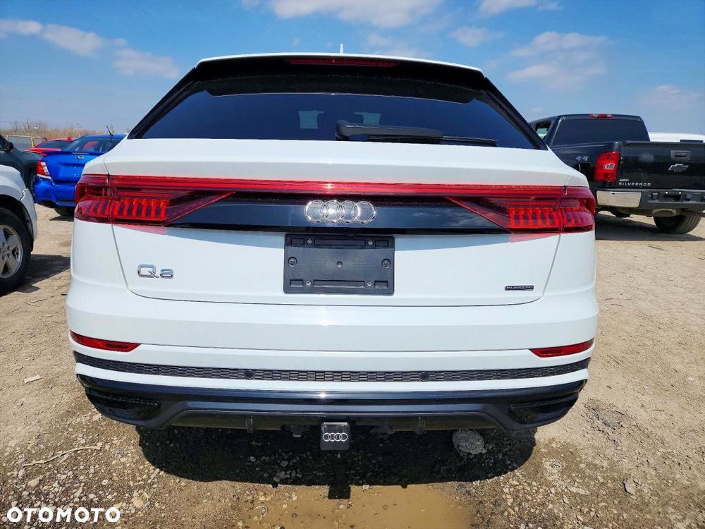 Audi Q8 - 6