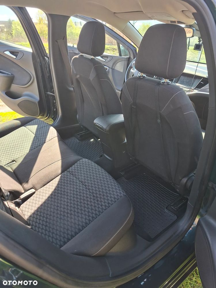 Opel Astra 1.4 T Enjoy - 9