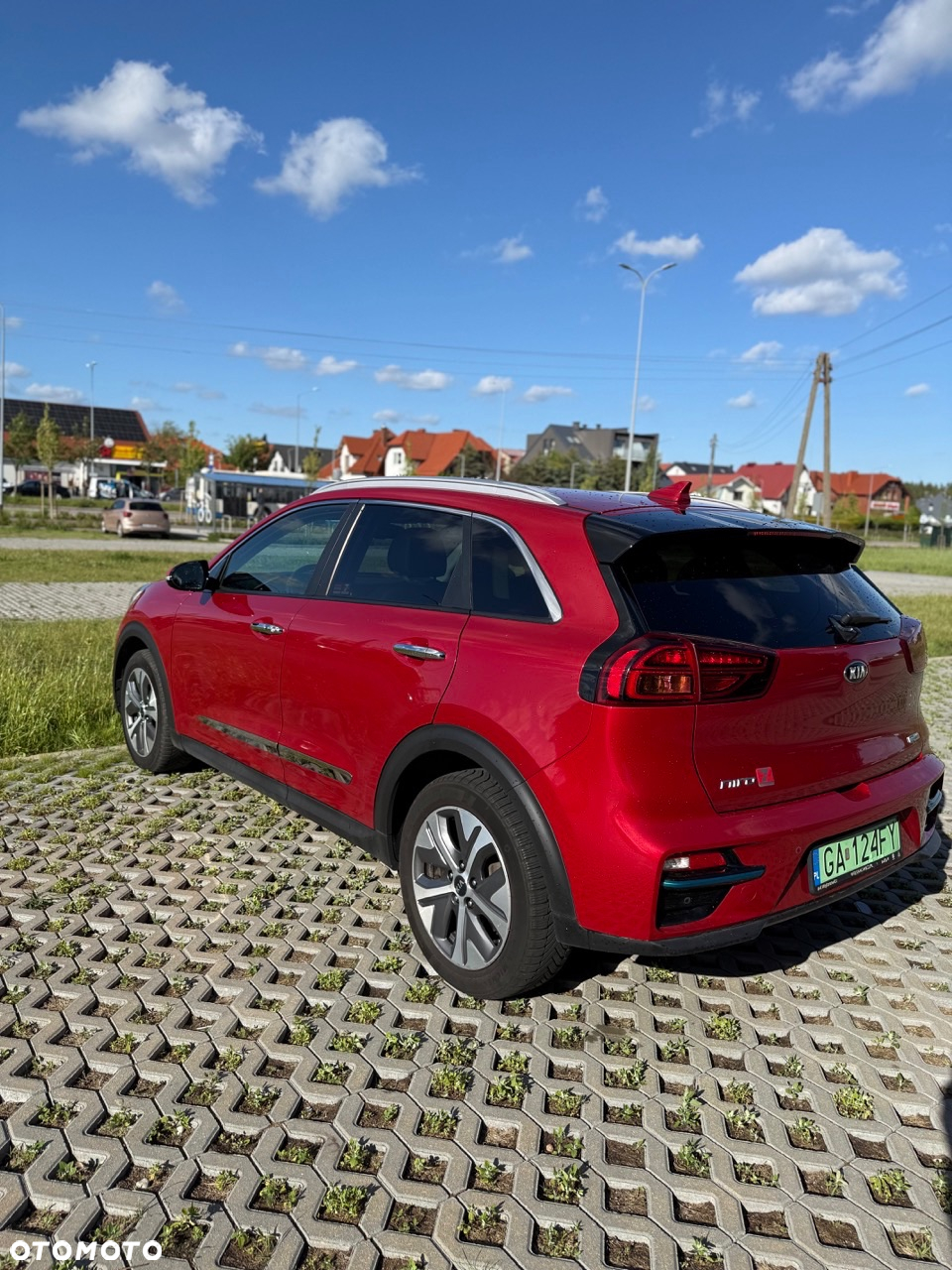Kia Niro e-Niro 64kWh M - 3