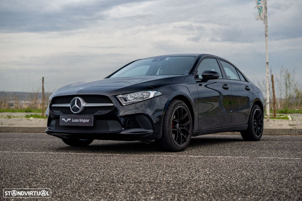 Mercedes-Benz A 250 Limousine - 2