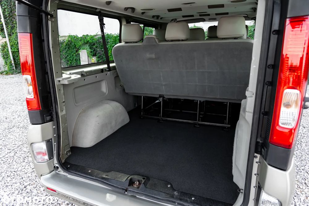 Renault Trafic Passenger L2H1 Expression - 28