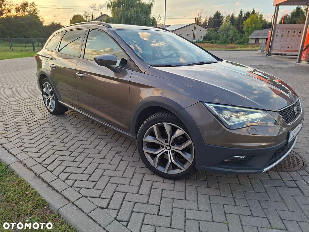 Seat Leon 1.8 TSI Xcellence S&S DSG - 14