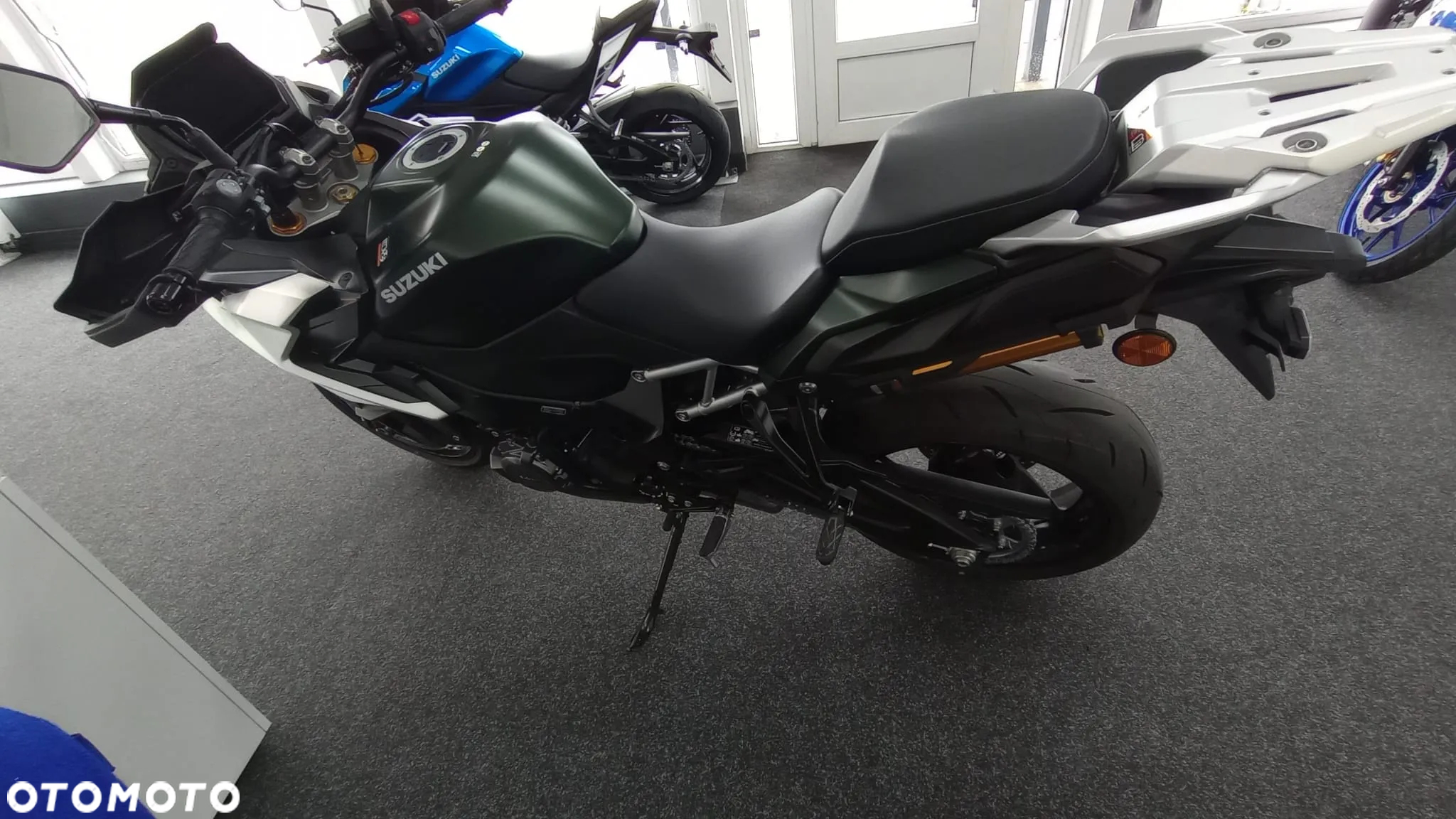 Suzuki GSX - 3