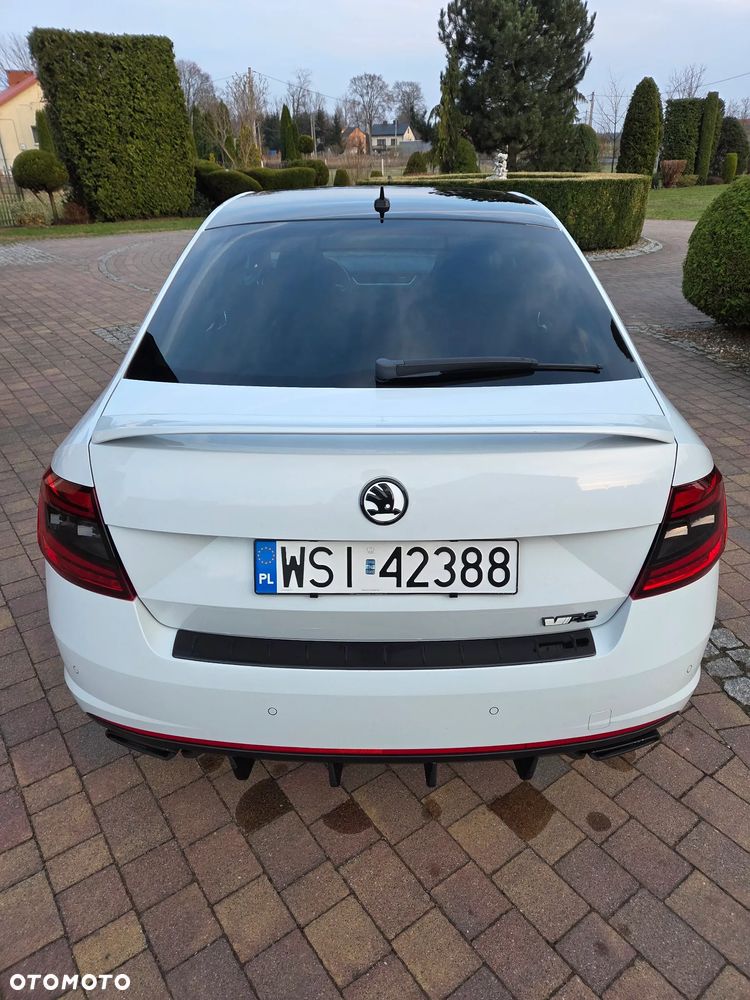 Skoda Octavia 2.0 TDI RS Challenge DSG - 10