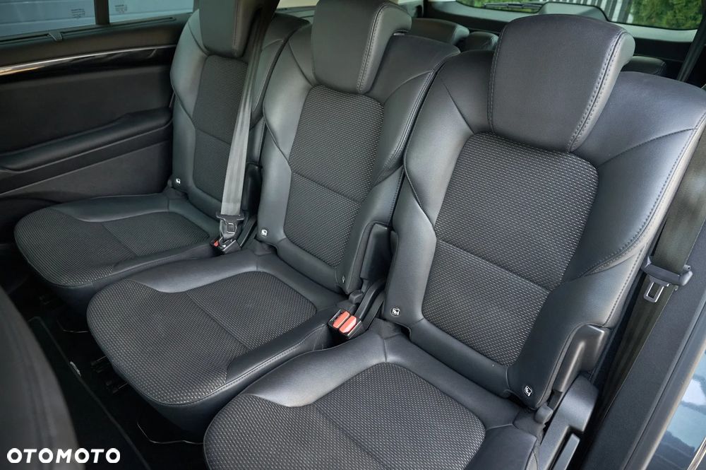 Renault Espace BLUE dCi 160 EDC BUSINESS EDITION - 17