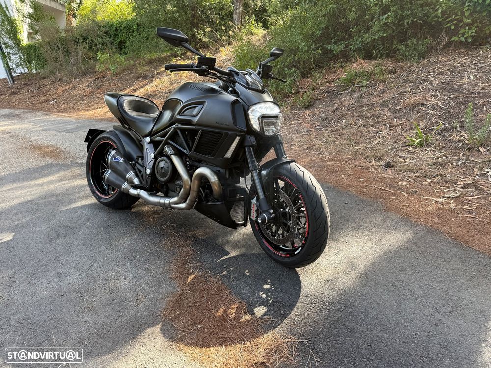 Ducati Diavel 1200 Darck - 1