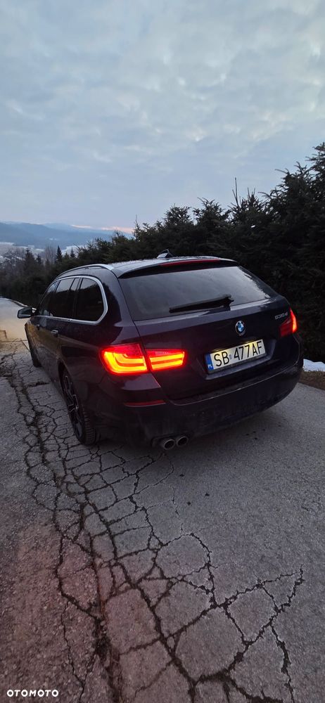 BMW Seria 5 530d xDrive Luxury Line - 13