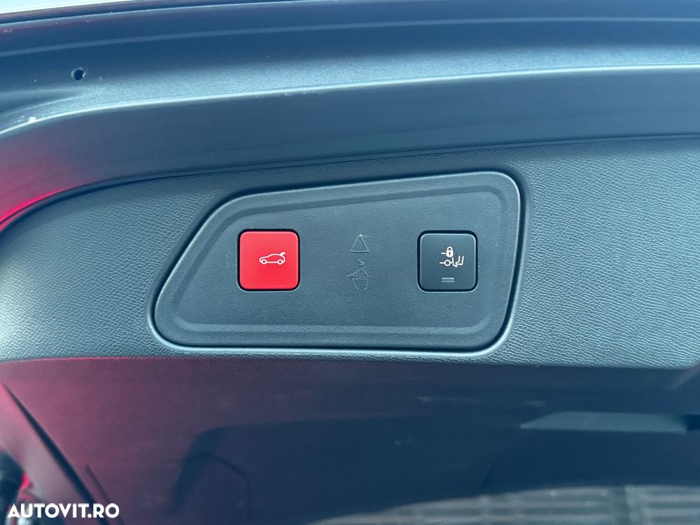 Peugeot 3008 225 e-EAT8 GT Pack - 29