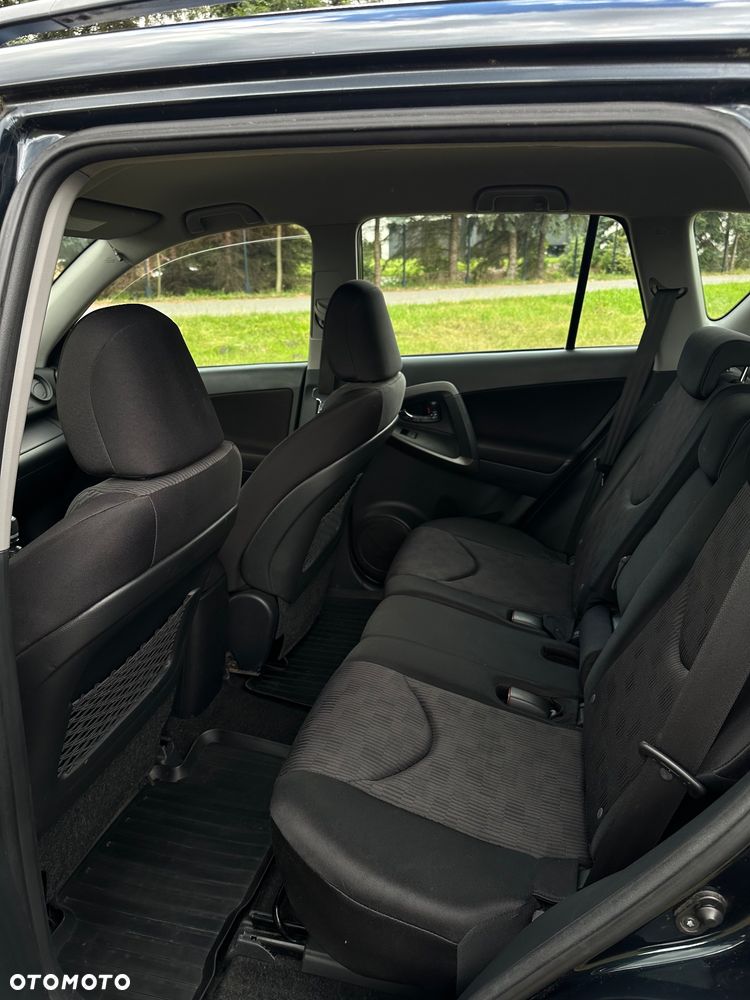 Toyota RAV4 2.0 VVT-i Luna - 9