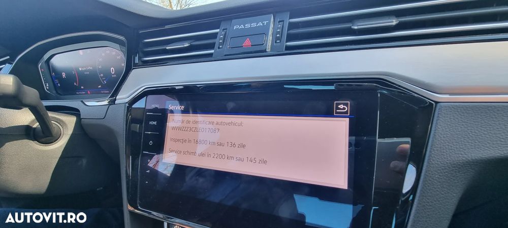 Volkswagen Passat 2.0 TDI DSG Highline - 18