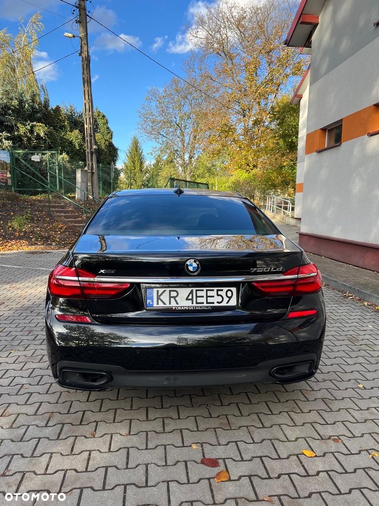 BMW Seria 7 750Ld xDrive - 19