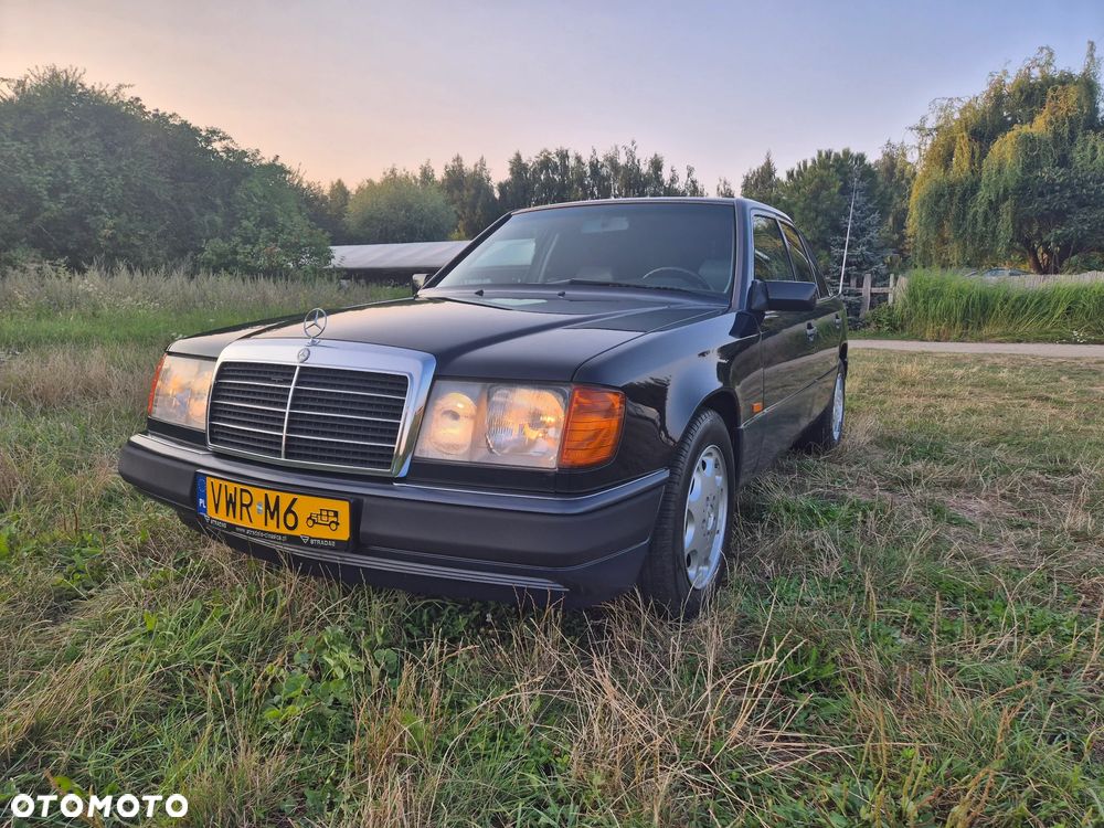 Mercedes-Benz W124 (1984-1993) - 1