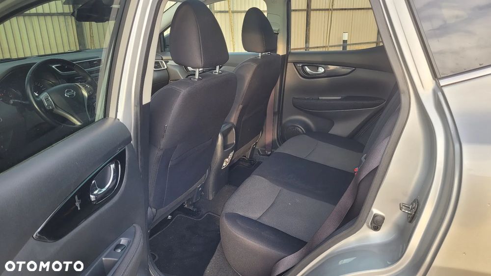 Nissan Qashqai 1.6 dCi Xtronic 360 - 16