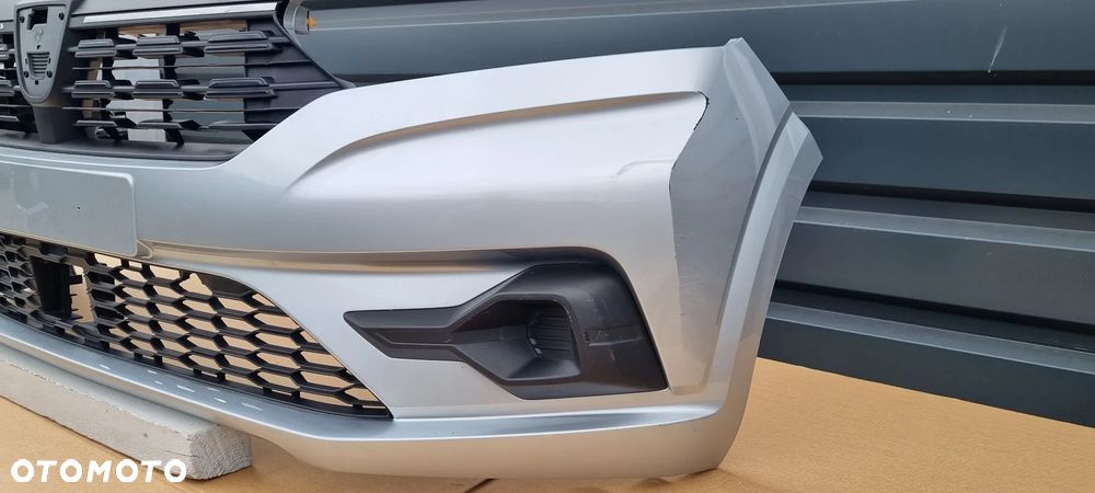 Dacia Sandero III 2020- zderzak przód oryginał MC260 - 7