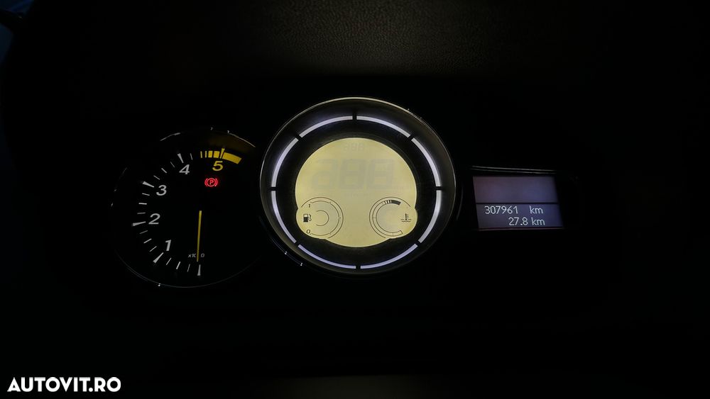 Renault Megane Sedan 1.5dCi Expression - 8