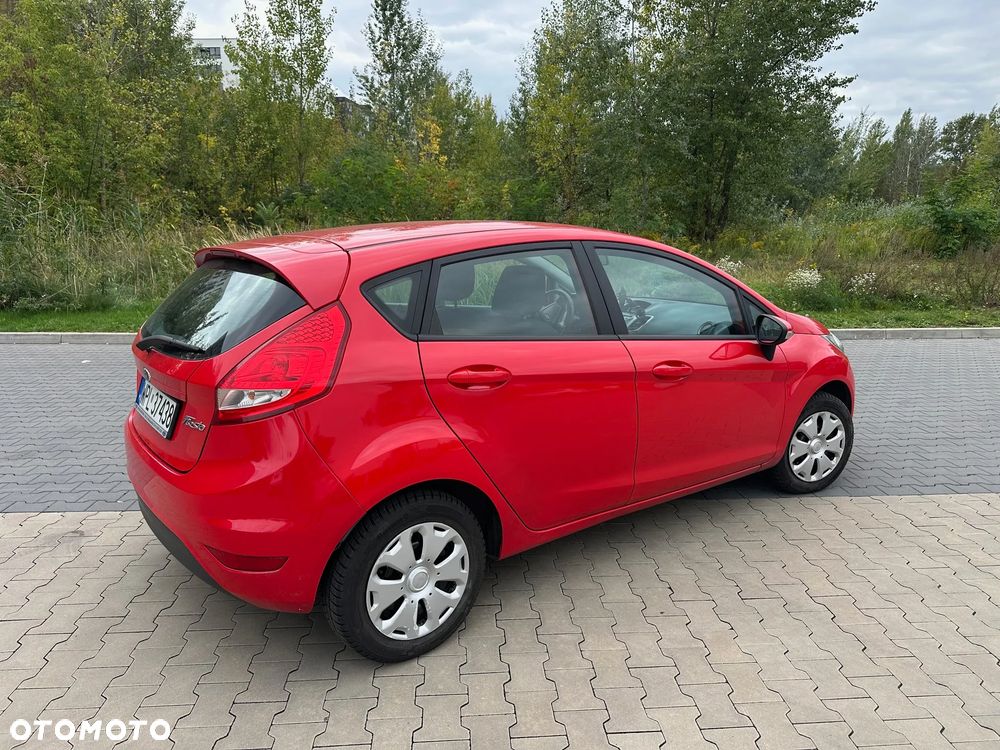 Ford Fiesta 1.4 TDCi Ambiente - 5