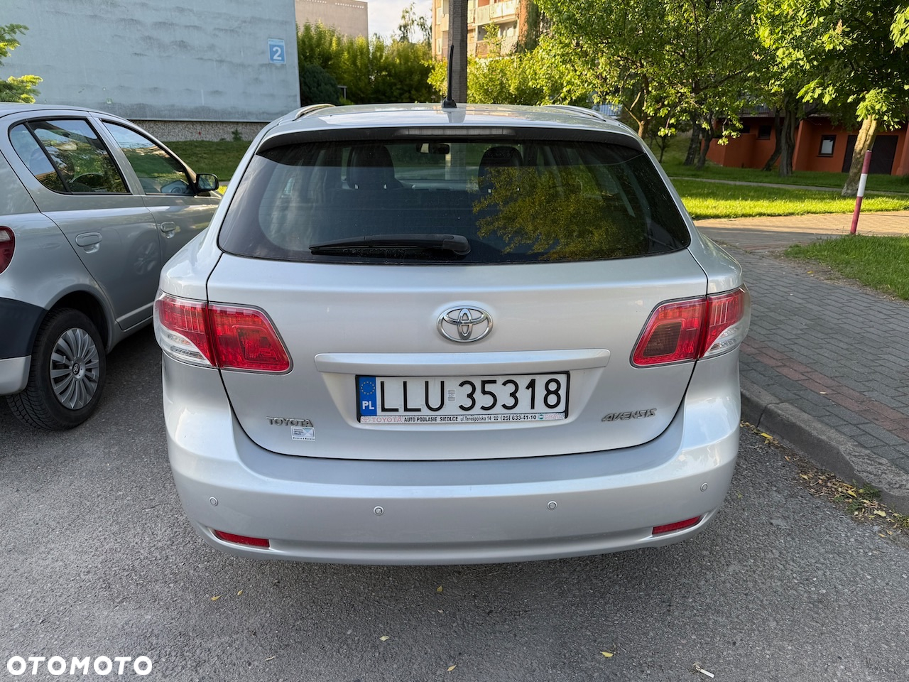 Toyota Avensis 1.8 Luna - 12