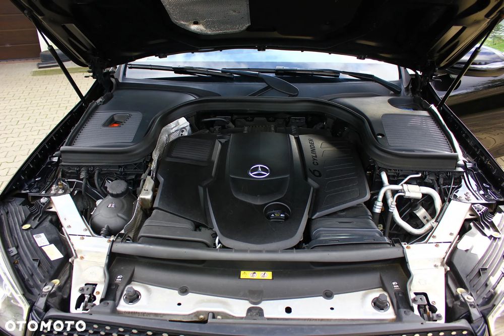 Mercedes-Benz GLC 400 d 4Matic 9G-TRONIC AMG Line - 40