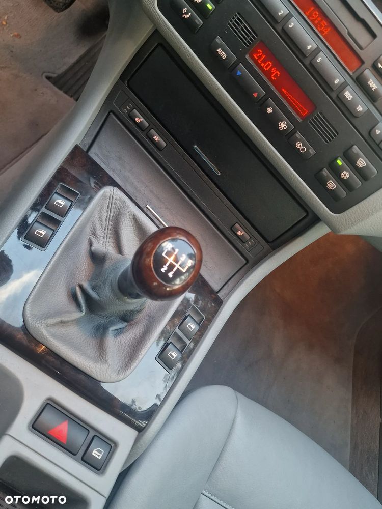 BMW Seria 3 320Ci - 14