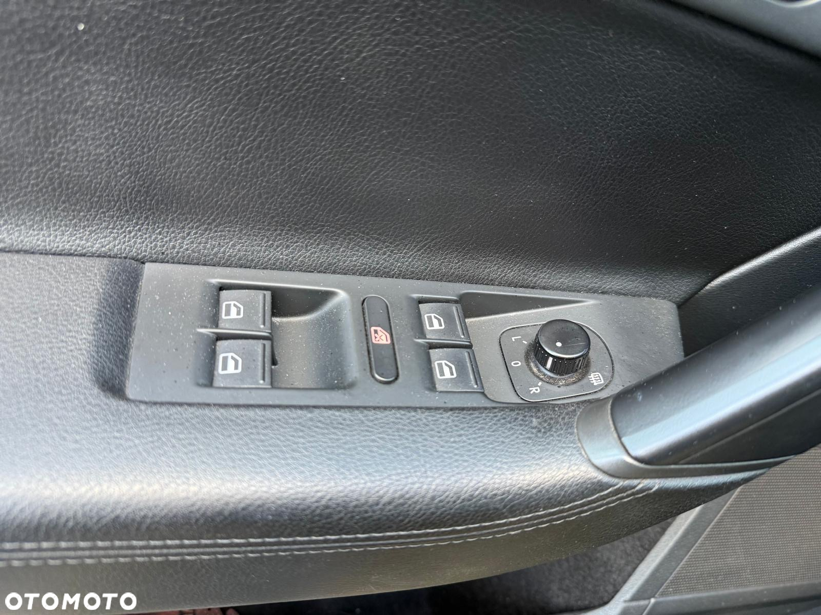 Volkswagen Passat 2.0 TDI DPF Highline - 16