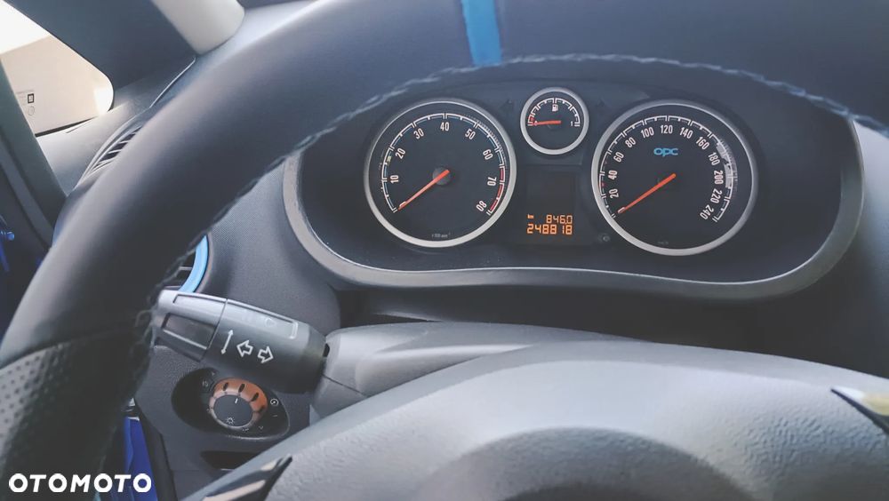 Opel Corsa 1.6T OPC - 6