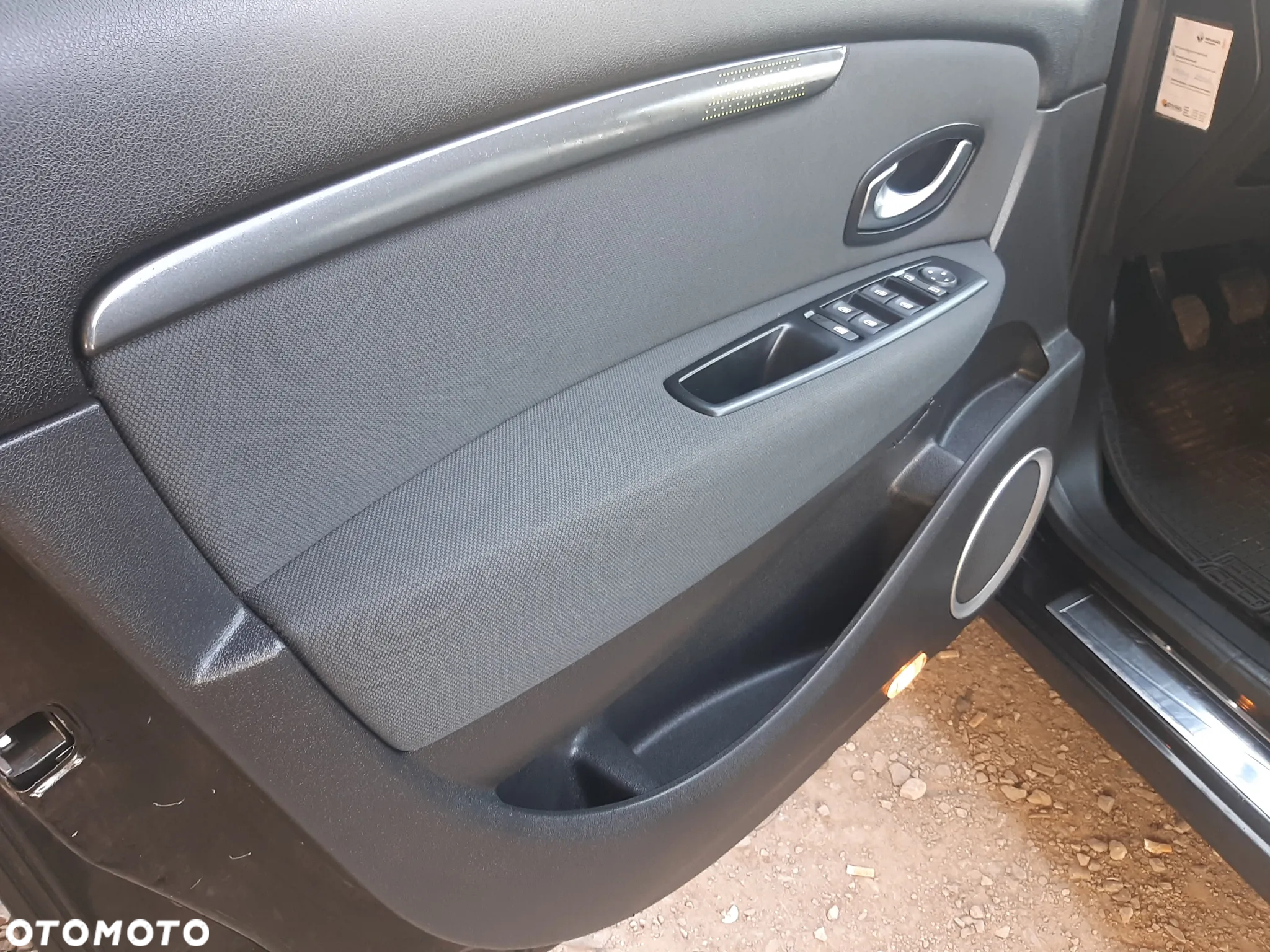 Renault Grand Scenic Gr 1.4 16V TCE Bose Edition - 25