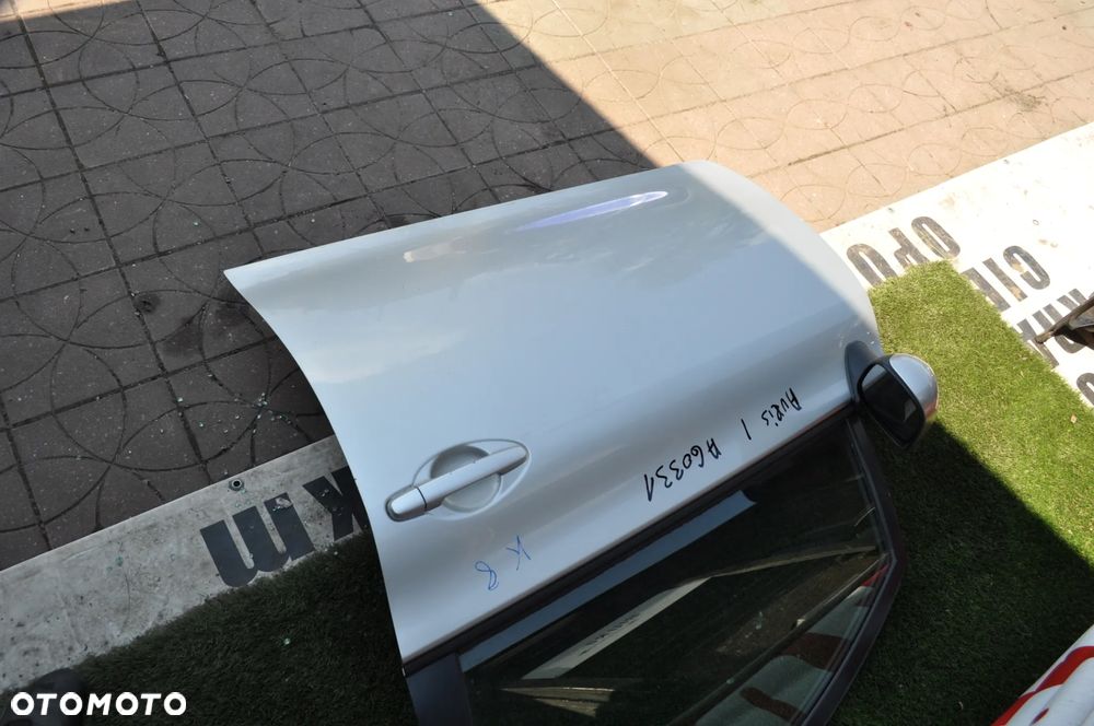 toyota auris I drzwi nr A60331 WYSYŁKA - 3