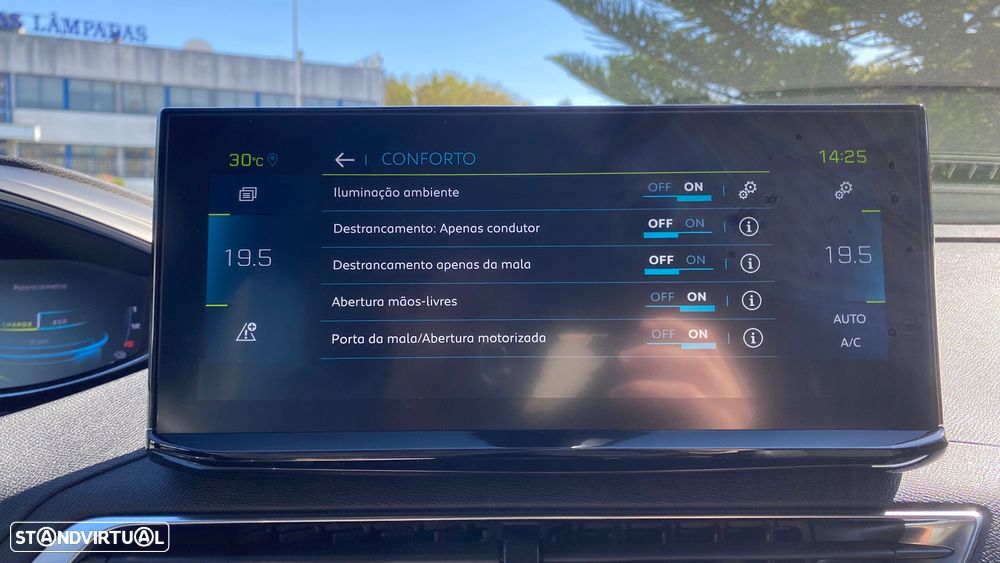 Peugeot 3008 1.6 Hybrid GT e-EAT8 - 44