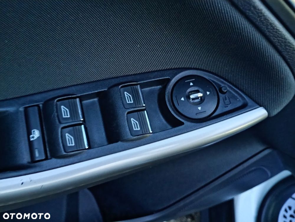 Ford Focus 1.0 EcoBoost Start-Stopp-System SYNC Edition - 15