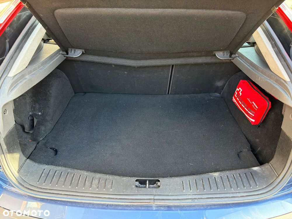 Ford Focus 1.8 TDCi Ambiente - 14