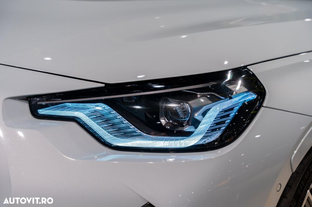 BMW M2 M240i xDrive AT - 21