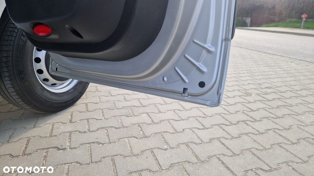 Renault MASTER Kontener Klima Elektryka Tempomat Duża Navi 3os. Winda - 17