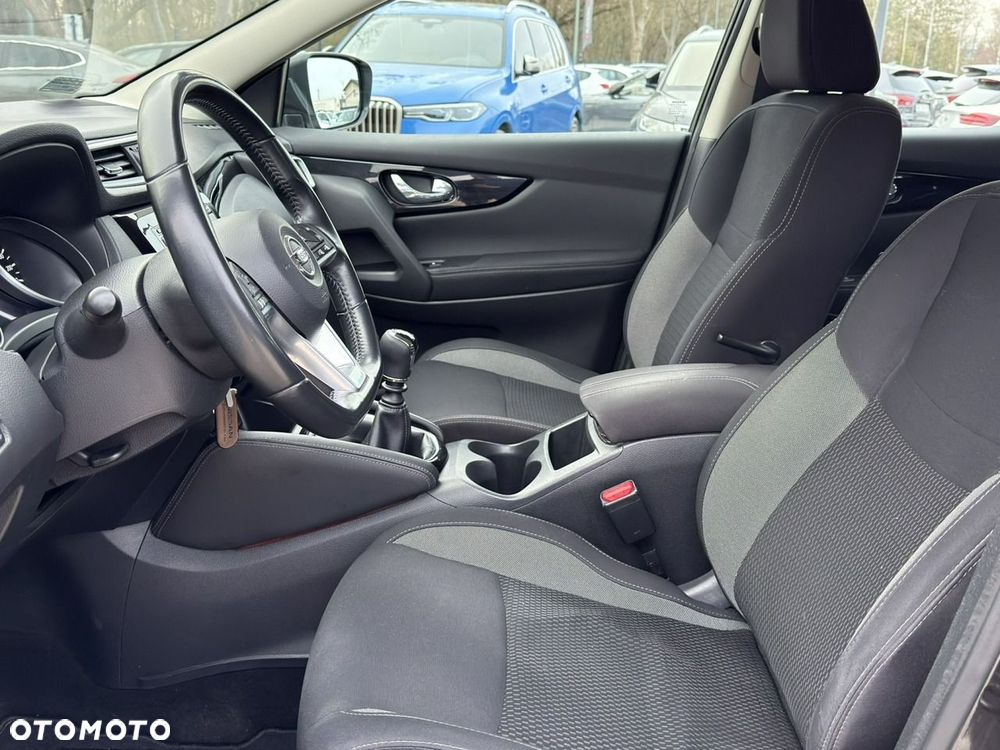 Nissan Qashqai - 11
