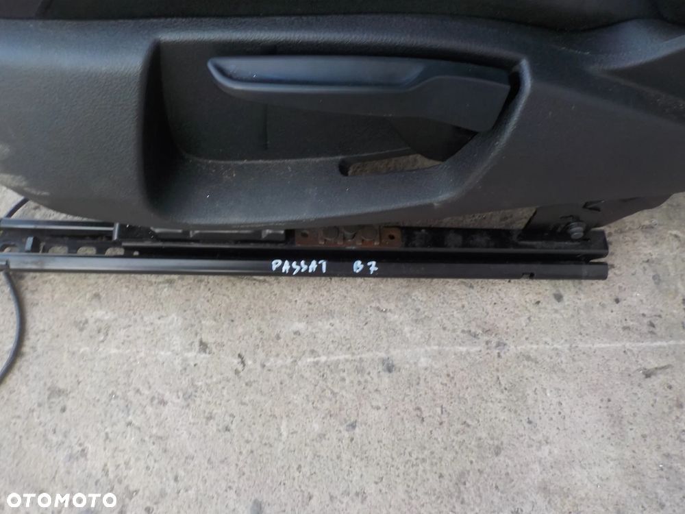 VOLKSWAGEN PASSAT B7 FOTEL LEWY PRZÓD PRZEDNI - 5