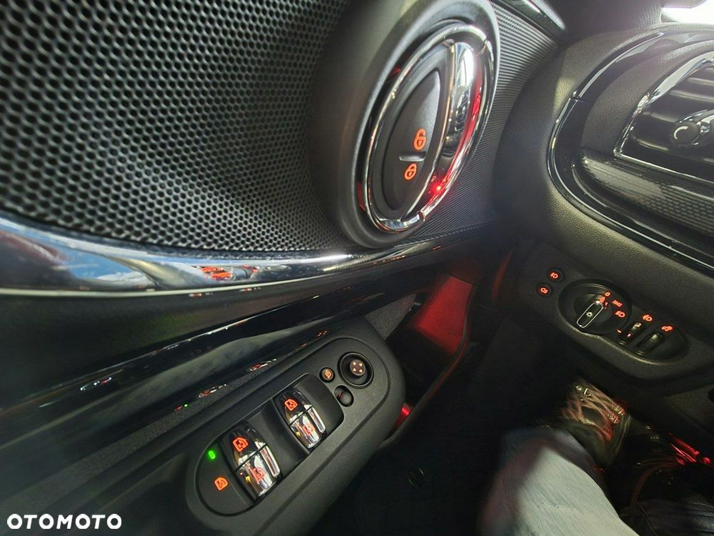 MINI Clubman Cooper SD ALL4 - 22