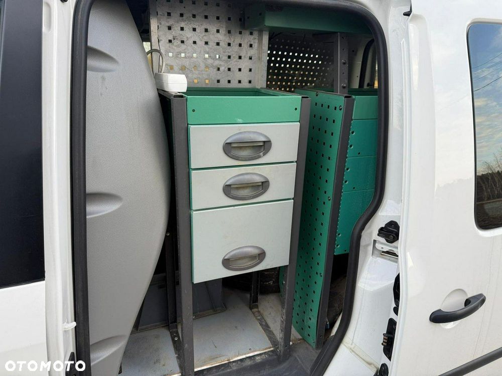 Volkswagen Caddy - 25