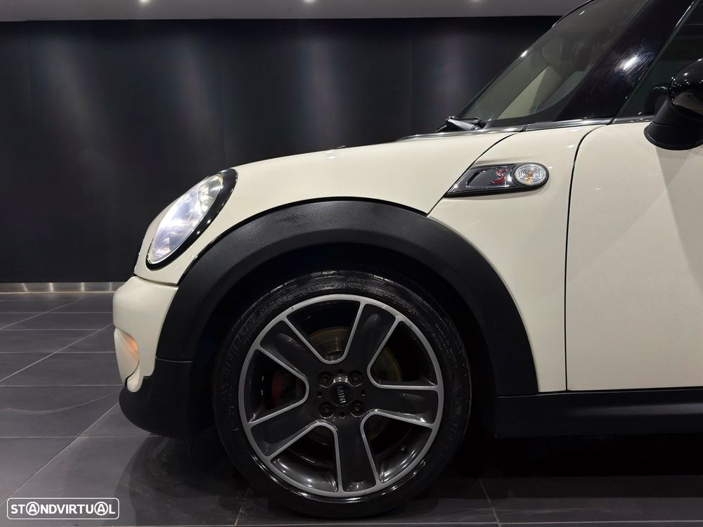 MINI 3 Portas Cooper S - 3