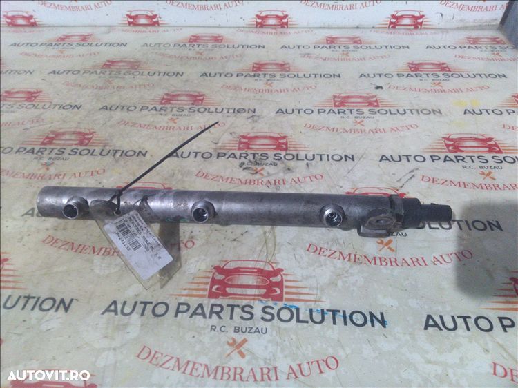 rampa injectoare dreapta mercedes benz ml 3.0 d an fabr. 2008 - 1
