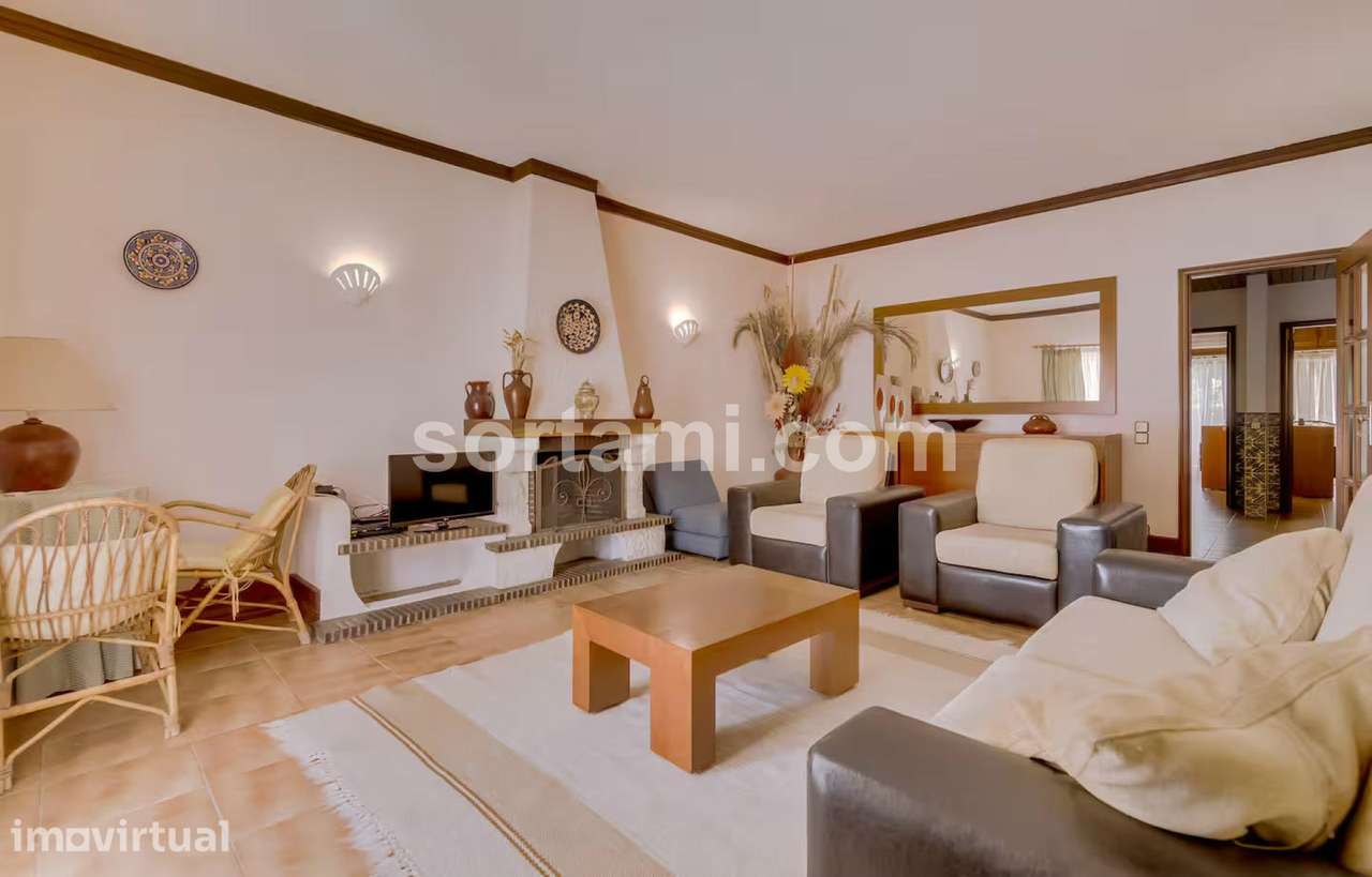 Moradia Geminada T3 Venda em Quarteira,Loulé - Grande imagem: 2/26