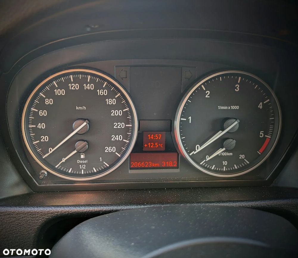 BMW X1 xDrive18d - 19