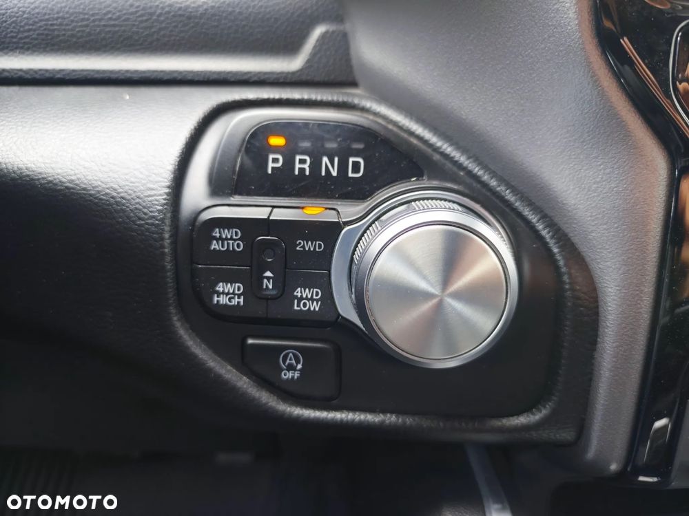 RAM 1500 5.7 Crew Cab Laramie - 27