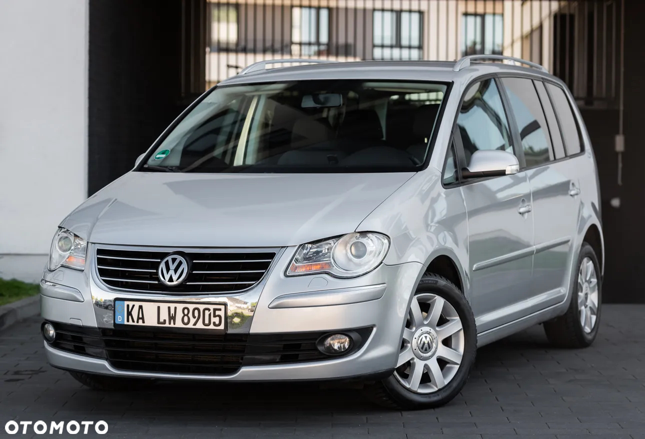 Volkswagen Touran - 5