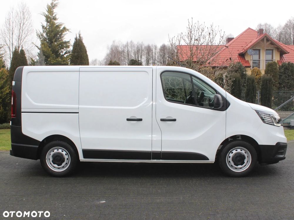 Renault TRAFIC - 8