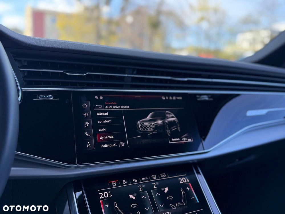 Audi Q7 - 36