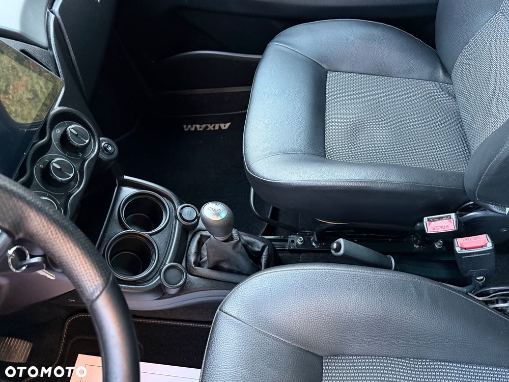 Aixam Crossover - 23