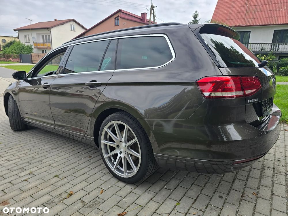 Volkswagen Passat Variant 2.0 TDI SCR BlueMotion Techn 4Mot Trendline - 2