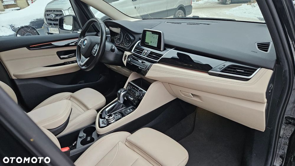 BMW Seria 2 218d Luxury Line - 19