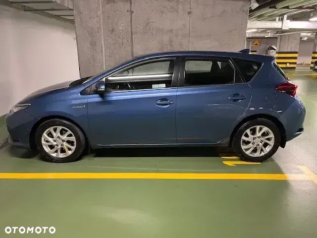Toyota Auris Hybrid 135 Active - 1