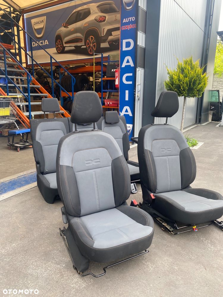 DACIA JOGGER lift  IGŁY ! NOWE ! 2,8 tys. km! ZE STOLIKAMI Alcantara skóra skórzane półskóra KANAPA FOTELE KOMPLET FOTELI SIEDZENIA poduszki w fotel poduszka fotela  alkantara STOLIKI Wwa - 1